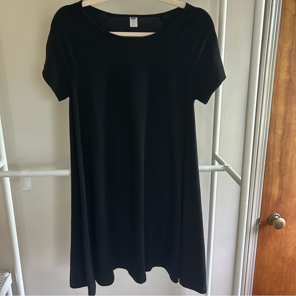 ⭐️ Old Navy black t-shirt mini dress